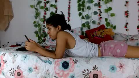 Snapshot of karolsweetvagi chatting on 07/07/26, 06:12 karol online show from 07/07/26, 06:12