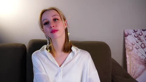 Angel online show from 02/27/26, 12:49