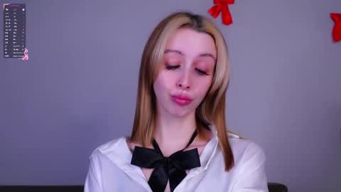 Angel online show from 03/26/26, 01:55