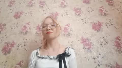 Sara online show from 02/25/26, 07:18