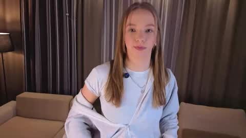 Emma online show from 12/19/25, 02:13