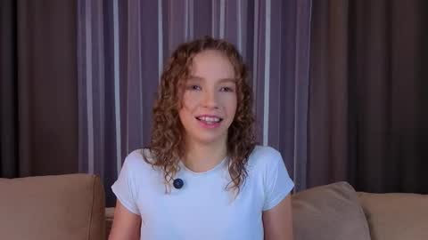 Emma online show from 12/22/25, 01:41