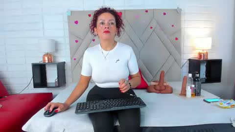 Snapshot of kasandra_gomez chatting on 03/07/25, 12:23 kasandra gomez online show from 03/07/25, 12:23