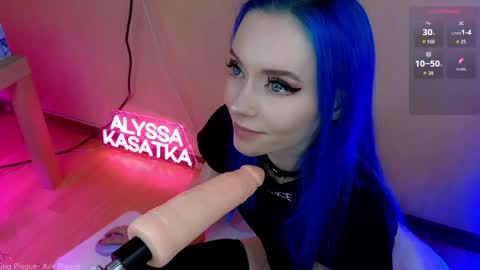Snapshot of kasatka969 chatting on 04/21/26, 04:01 ALYSSA online show from 04/21/26, 04:01