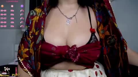 Snapshot of kashvi_ chatting on 04/28/26, 08:14 kasvhi online show from 04/28/26, 08:14