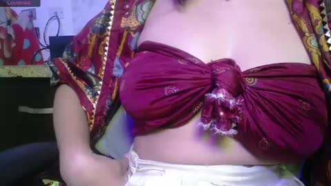 Snapshot of kashvi_ chatting on 05/14/26, 08:15 kasvhi online show from 05/14/26, 08:15