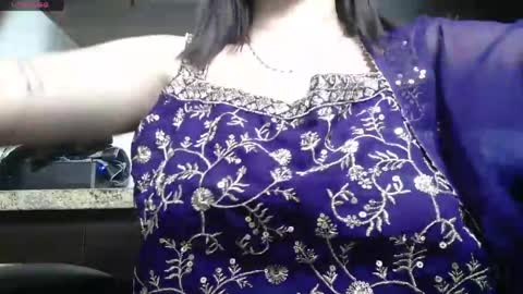 Snapshot of kashvi_ chatting on 05/23/26, 07:07 kasvhi online show from 05/23/26, 07:07