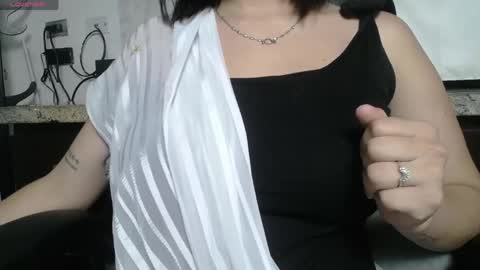 Snapshot of kashvi_ chatting on 06/08/26, 07:25 kasvhi online show from 06/08/26, 07:25