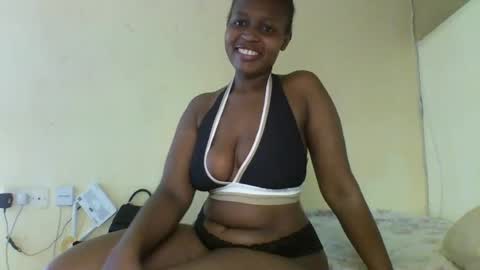 Snapshot of kashy_ chatting on 06/29/26, 10:15 kashy_ online show from 06/29/26, 10:15