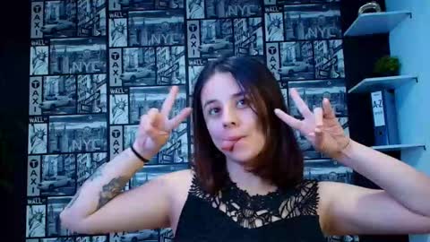 kassandra james online show from 03/04/26, 01:06