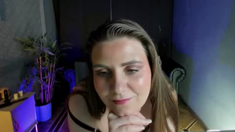 Snapshot of kassandra_williams chatting on 06/26/26, 04:11 Kassandra online show from 06/26/26, 04:11