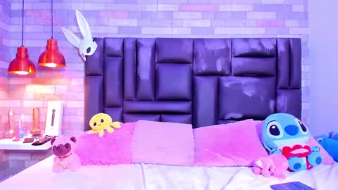 Kassandra Weked online show from 02/19/25, 05:06