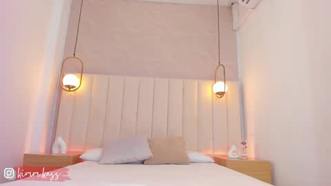 Kassia online show from 09/15/25, 04:23