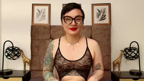 kat paradisse online show from 09/26/25, 07:29