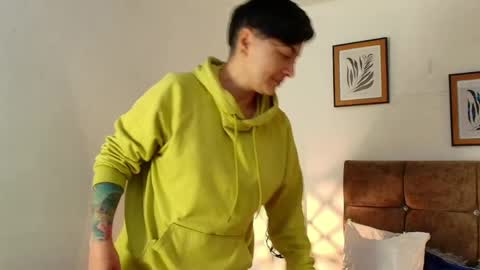 kat paradisse online show from 04/18/26, 11:47