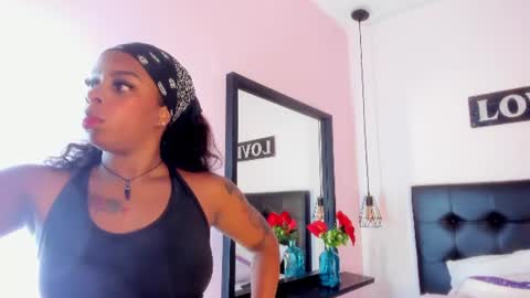 Snapshot of katalella___murillo chatting on 06/10/26, 12:15 katalella online show from 06/10/26, 12:15