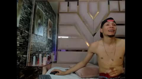 Kata And Layan online show from 01/12/26, 05:12