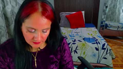 kate online show from 03/08/26, 02:04