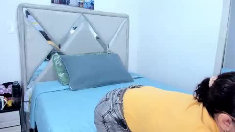 kataleya  online show from 06/04/26, 12:22