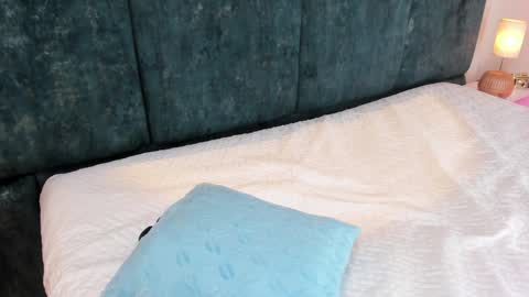 Snapshot of kataleyandliam chatting on 02/01/25, 01:44 Kataleya Liam online show from 02/01/25, 01:44