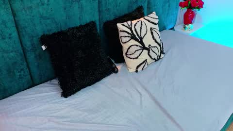 Kataleya  Liam online show from 11/27/25, 09:06