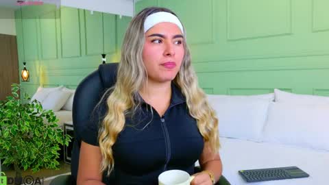 Kat online show from 03/31/26, 11:54