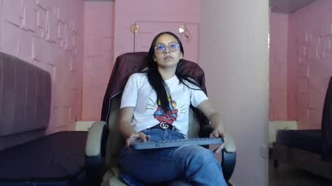 Katalina online show from 03/29/26, 08:09