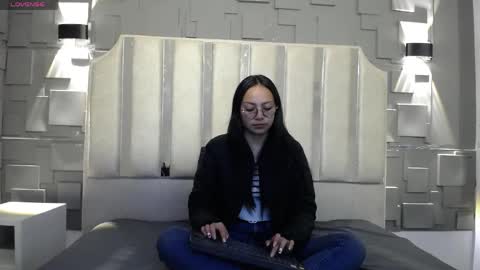 Katalina online show from 04/18/26, 02:54