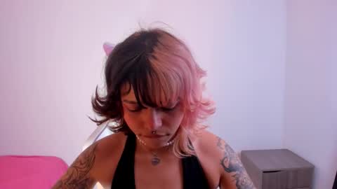 Snapshot of katalina_garcia chatting on 02/19/26, 03:19 Kata Garcia online show from 02/19/26, 03:19