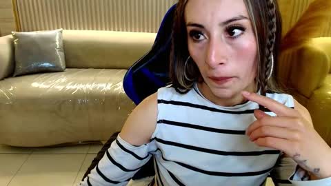 Katalina  online show from 02/05/26, 03:00