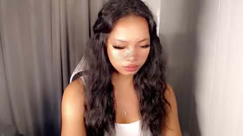 Snapshot of katalina_rouge chatting on 04/19/26, 06:10 IVY JANE online show from 04/19/26, 06:10