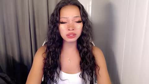Snapshot of katalina_rouge chatting on 04/21/26, 05:03 IVY JANE online show from 04/21/26, 05:03