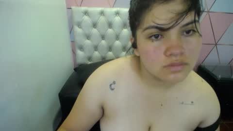 katalina santana25 online show from 12/15/25, 06:50