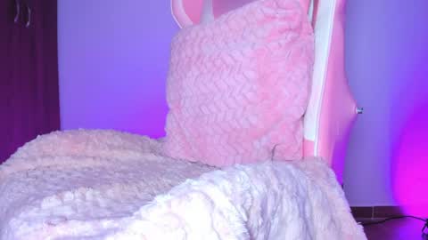 Snapshot of katalinaferreirax chatting on 05/06/26, 03:46 katalinaferreirax online show from 05/06/26, 03:46