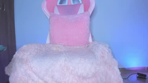 Snapshot of katalinaferreirax chatting on 05/27/26, 01:57 katalinaferreirax online show from 05/27/26, 01:57