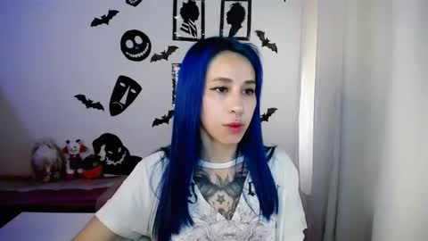 Snapshot of katara_a chatting on 10/11/25, 02:37 Maca online show from 10/11/25, 02:37