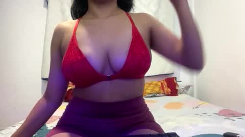 Snapshot of kate_bliss chatting on 05/15/26, 06:15 kate_bliss online show from 05/15/26, 06:15