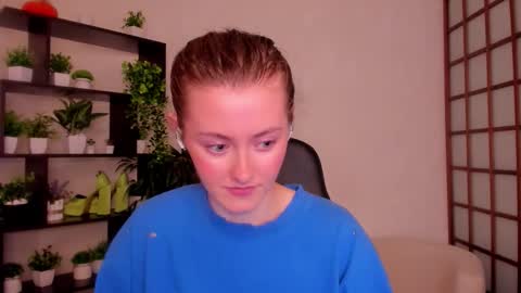 Kate online show from 09/12/25, 02:55