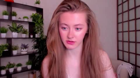 Kate online show from 10/02/25, 02:51