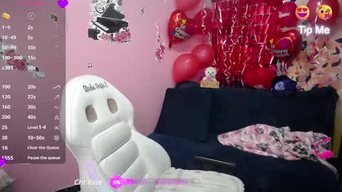 Snapshot of kate_lawrence_ chatting on 02/16/25, 12:43 kate_lawrence_ online show from 02/16/25, 12:43