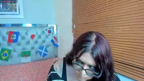 Snapshot of kate_pickman chatting on 07/17/26, 03:35 kate online show from 07/17/26, 03:35