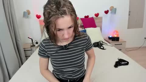 kate_redgar online show from 02/12/26, 01:50