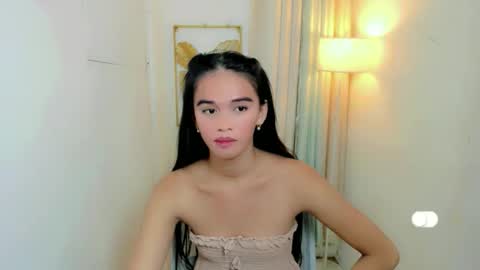 Snapshot of kate_romance chatting on 06/01/26, 12:34 Kate online show from 06/01/26, 12:34