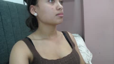 Snapshot of kate_stam chatting on 02/07/25, 04:03 Kari online show from 02/07/25, 04:03