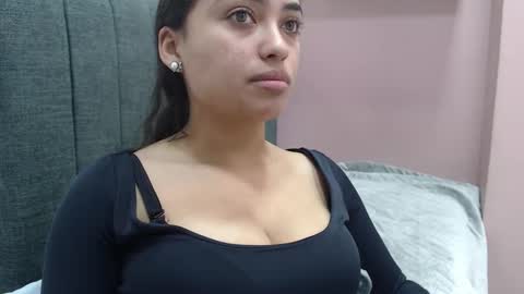 Snapshot of kate_stam chatting on 09/20/25, 01:56 Kari online show from 09/20/25, 01:56