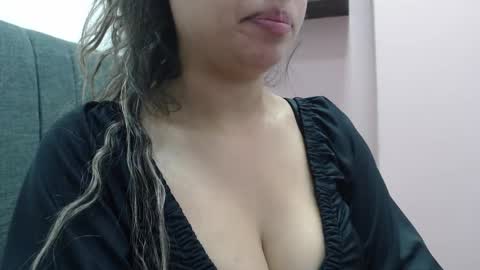 Kari online show from 02/19/26, 02:46