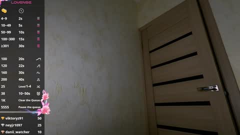 Snapshot of kate_swon chatting on 12/22/24, 03:44 Kate online show from 12/22/24, 03:44