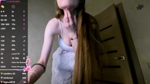 Snapshot of kate_swon chatting on 01/26/25, 12:16 Kate online show from 01/26/25, 12:16