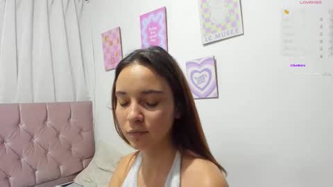 Snapshot of kate_the_bitch2 chatting on 10/13/25, 02:11 kate_the_bitch2 online show from 10/13/25, 02:11