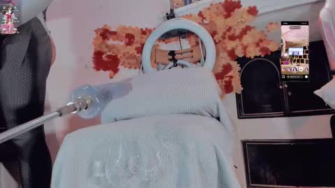 kate the pink girl online show from 09/11/25, 10:04